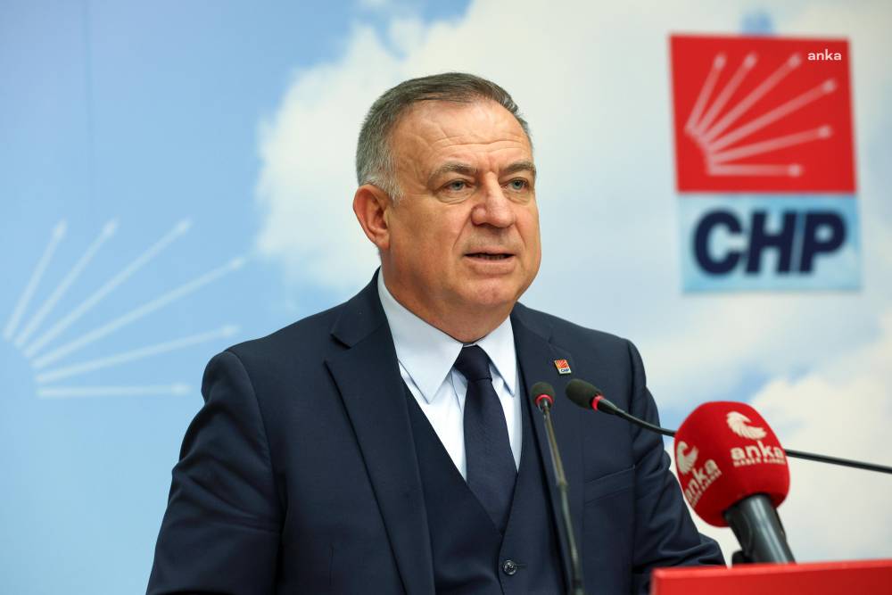 Gökan Zeybek İktidarın Şirazesi Tamamen Kaymıştır