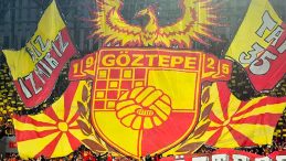 Göztepe’ye Premier Lig Sürprizi: Stoilov Duyar Duymaz İsyan Etti