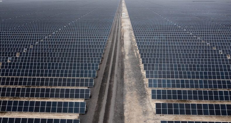 Güneş Enerjisi Rekor Kırdı, Elektrik Fiyatları Eksiye Düştü