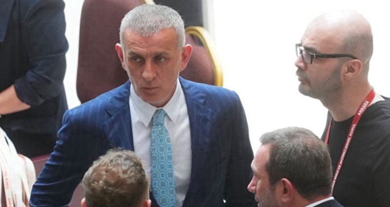 Hacıosmanoğlu, Kovması Gereken Kişiyi Açıkladı