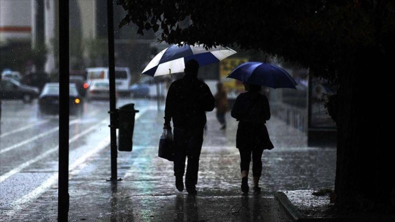 Hafta Sonu Hava Durumu Uyarısı: Bu Bölgelerde Yağış Bekleniyor