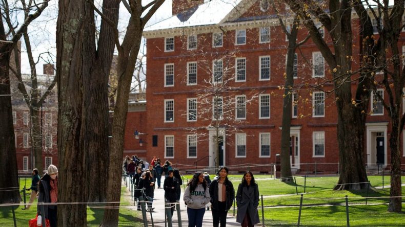 Harvard’dan Trump Yönetimine Yabancı Öğrenci Davası
