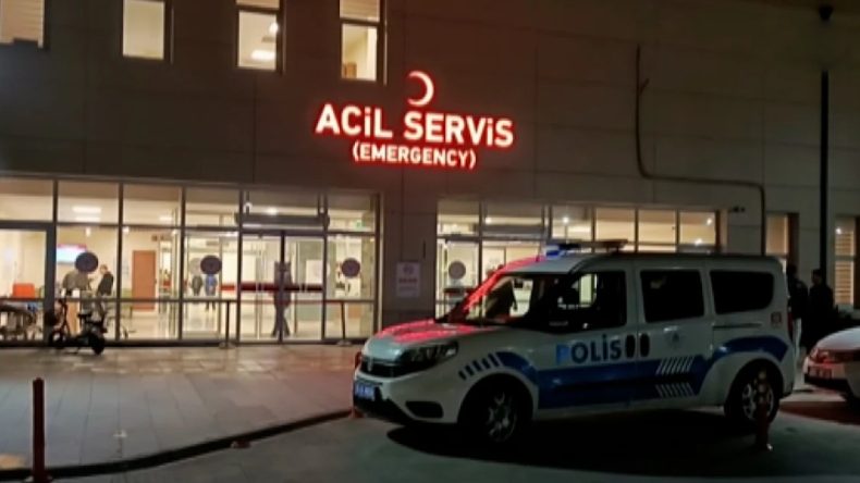 Hayati Tehlikeyi Atlattı: Müzisyene Bıçaklı Saldırı!