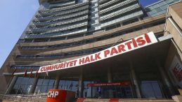 İBB’ye 5. dalga operasyonuna CHP’li isimlerden tepki: Bu kumpas duvarı yıkılacak