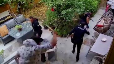 İhbara Gelen Polisi Bıçaklayan Emre’nin Babası: ‘Şeytanlar Bastı’ Diyerek Domates, Salatalık Fırlatıp Sirke Döküyordu