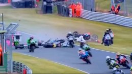İki Sporcu Hayatını Kaybetti: Oulton Park Pisti’nde Trajik Kaza