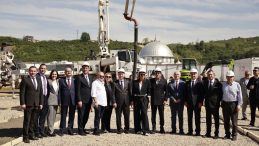 İkinci Fabrikanın Açılışında Üçüncü Fabrikanın Temeli Atıldı