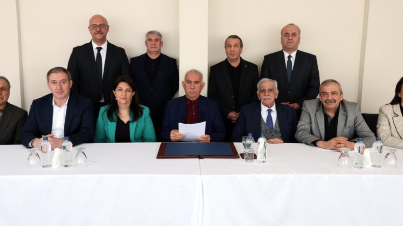 İktidar Medyasının İddiası: Öcalan Ankara’da Ameliyat Geçirdi