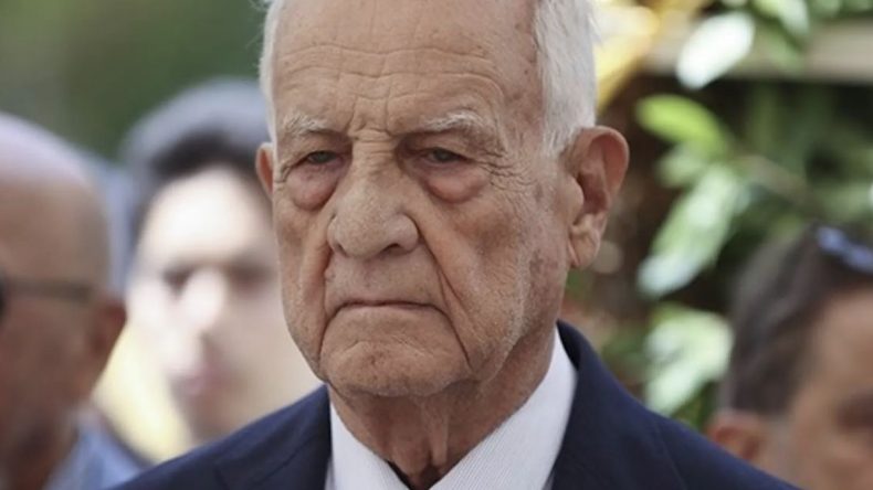 İnan Kıraç Kimdir?