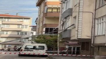 İşçi Yaslandı, Aydınlatma Direği Devrildi! Küçükçekmece’de Facianın Eşiğinden Dönüldü