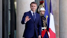 İsrail, Macron’a ‘Haçlı Seferi’ Suçlamasında Bulundu