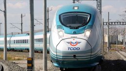 İstanbul – Ankara Hızlı Tren Seferlerinde Aksama: Elektrik Arızası