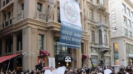 İstanbul Barosu Başkanı Kaboğlu ve Yönetim Kurulu Üyelerinin Yargılandığı Davada Erteleme