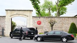 İstanbul’da Barış Müzakereleri: Rusya, Ukrayna ve ABD Heyetleri Dolmabahçe’de
