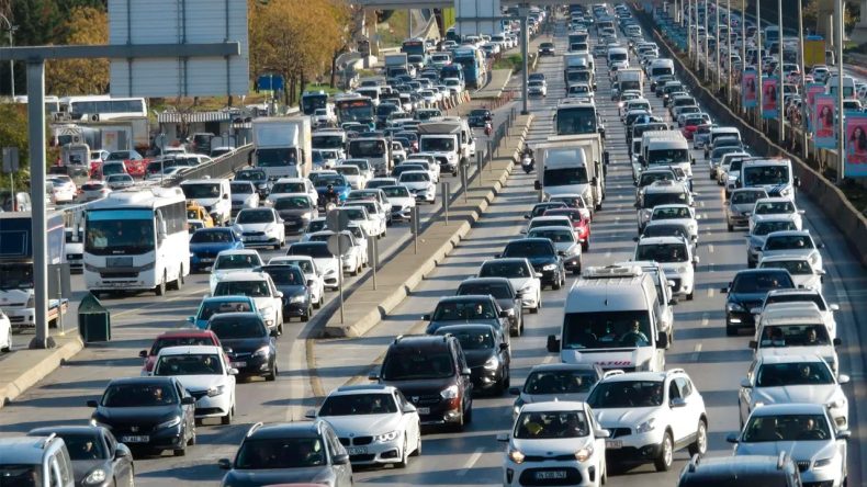 İstanbul’da Yarın Bazı Yollar Trafiğe Kapalı Olacak