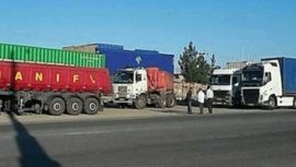 Kamyon Şoförleri Kontak Kapatma Eylemi Gerçekleştirdi