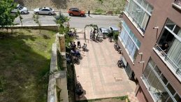 Kanser Tedavisi Gören Adam, Eşini Vurup İntihar Etti