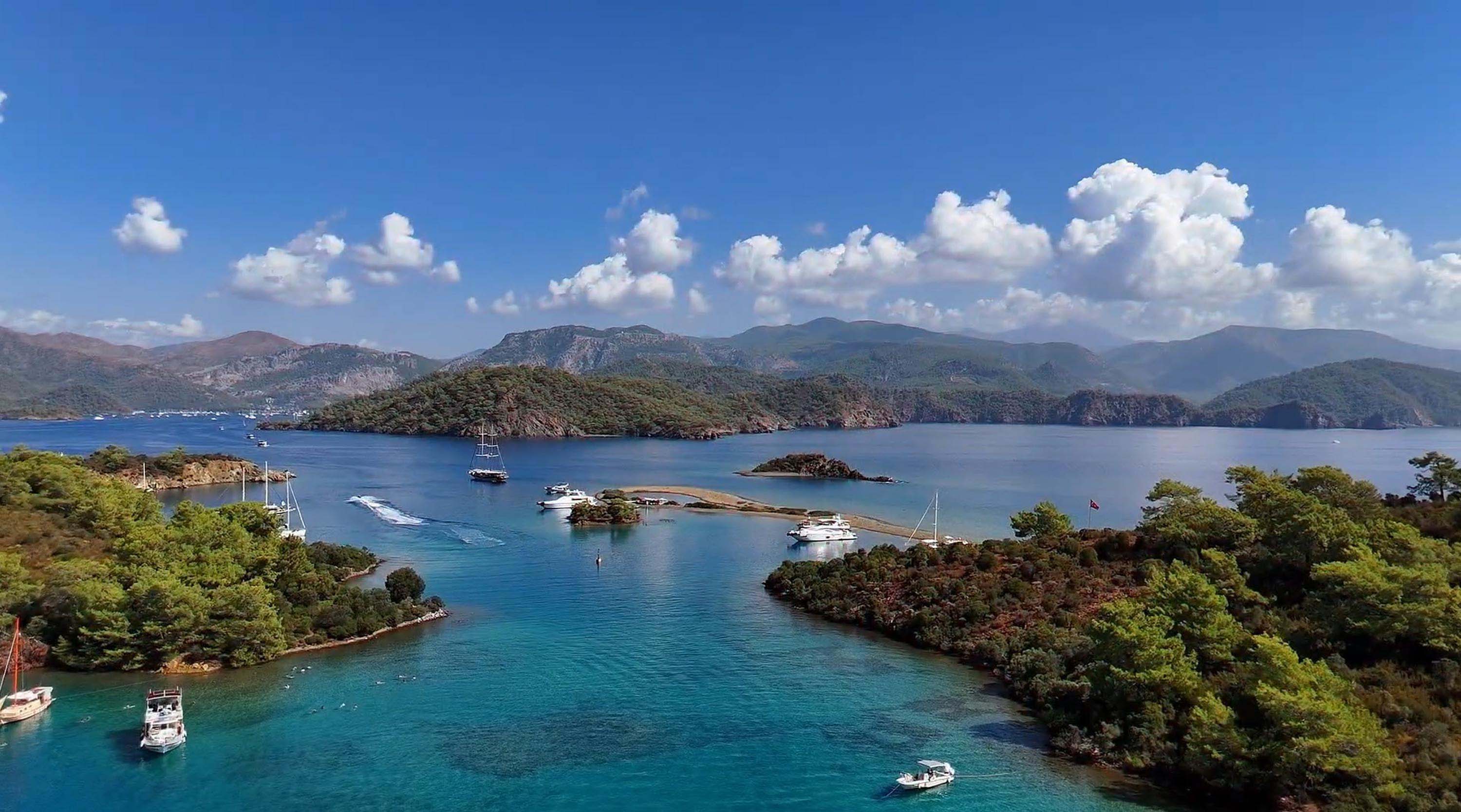 Göcek koyları