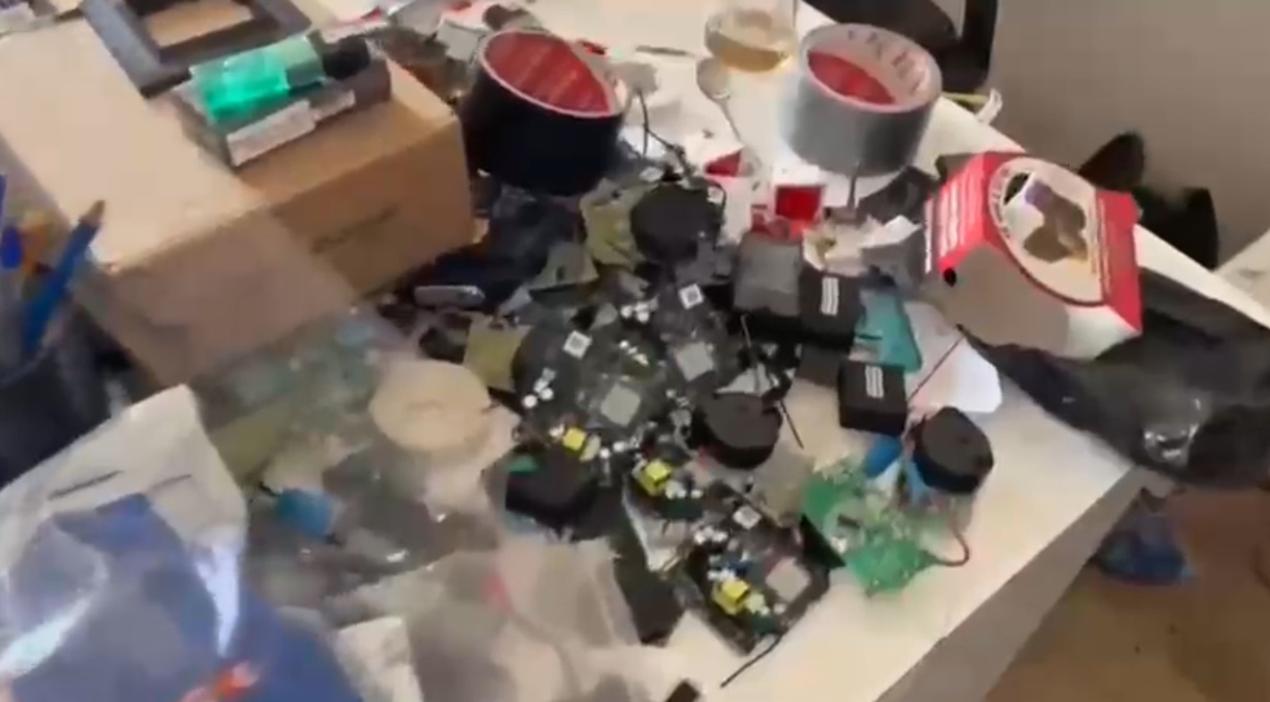 Aramada ele geçirilenler