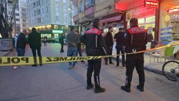 Kavga Sırasında Silahıyla Kendini Vurdu