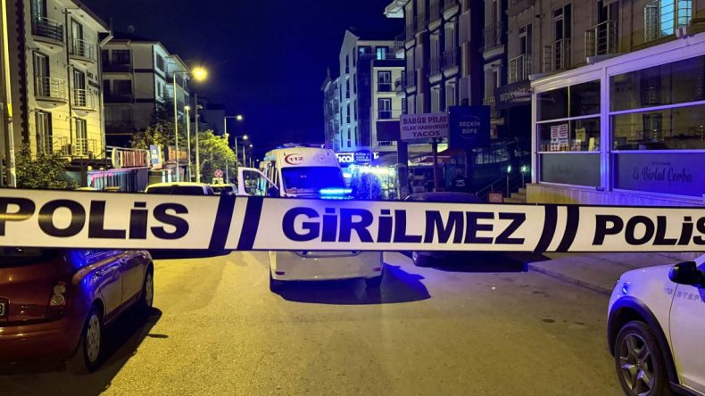 Kırıkkale’de Silahlı ve Bıçaklı Kavga: 1 Ölü, 3 Yaralı