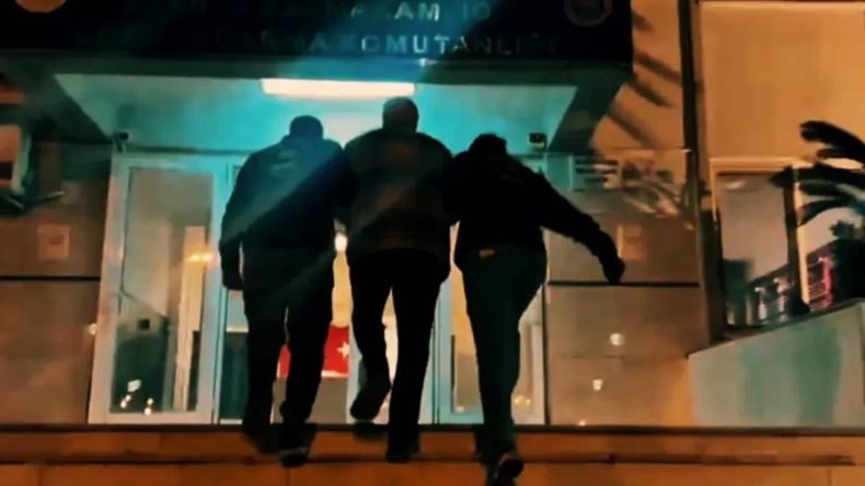 Kırmızı ve Yeşil Bültenle Aranan Şüpheliler Türkiye’de Ele Geçirildi
