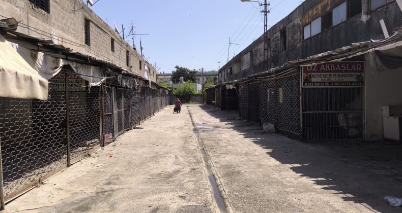 Koca ilçede Kala Kala 7-8 Kişi Kaldı: Bittik Biz