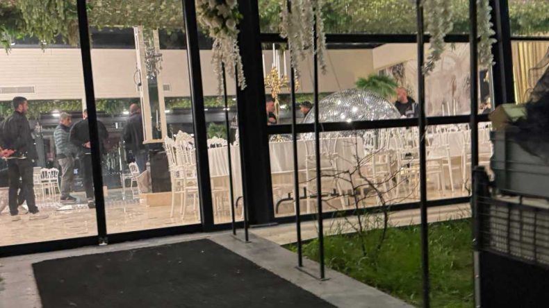 Kocaeli’de Düğün Salonunda Disko Topu Düştü: 3 Kişi Yaralandı