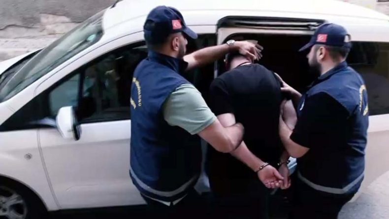 Kundakçı Çetesine Yönelik Operasyon: 8 Gözaltı