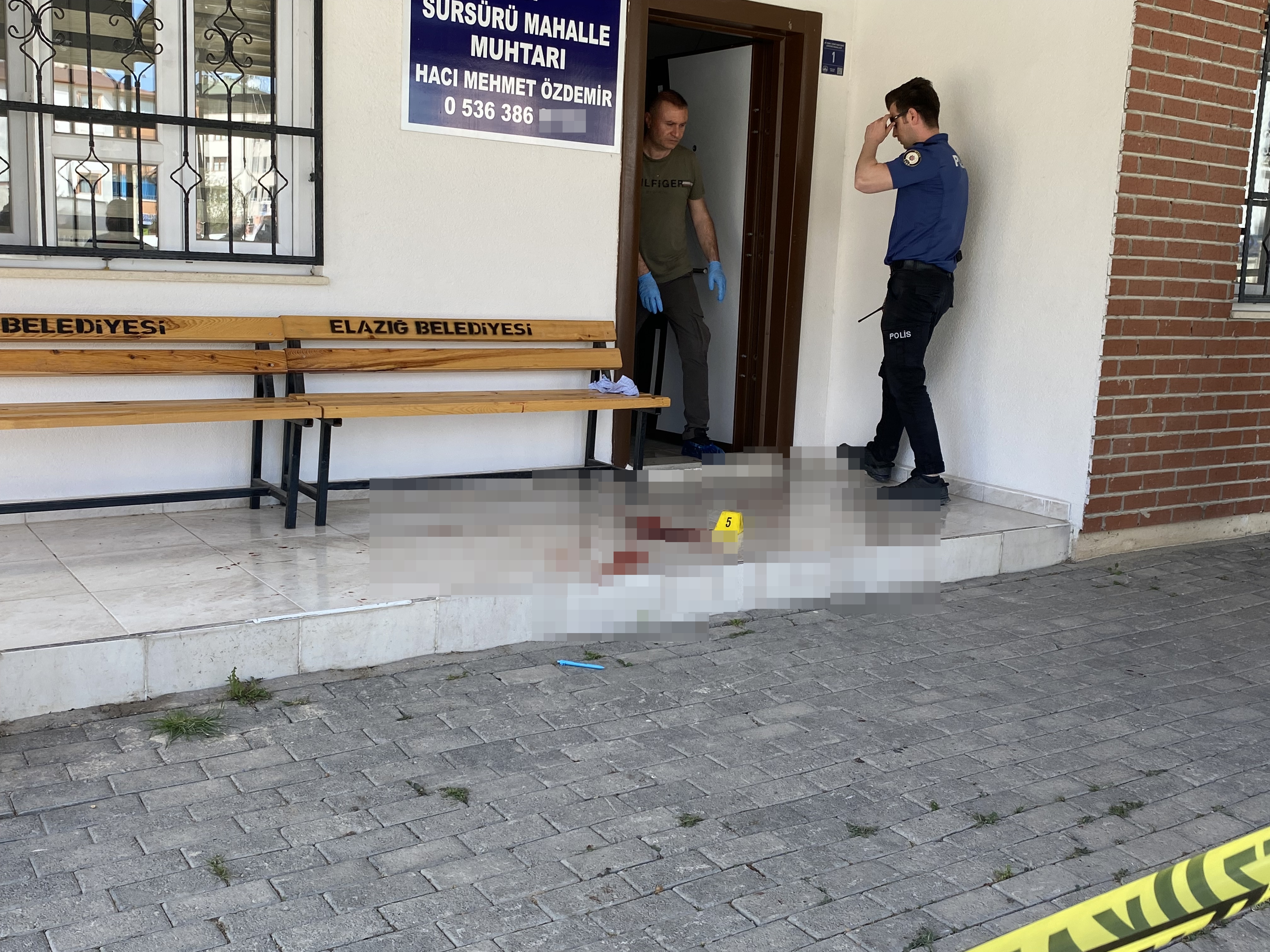 Mahalle muhtarı silahlı saldırıda yaralı