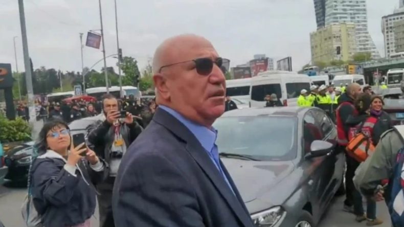 Mahmut Tanal, Son Eyleminde Herkesi Şaşırttı: Ona Bu da Yakışırdı