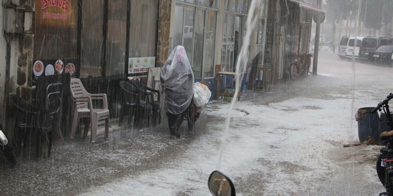 Manisa'da Dolu ve Sağanak Etkisi