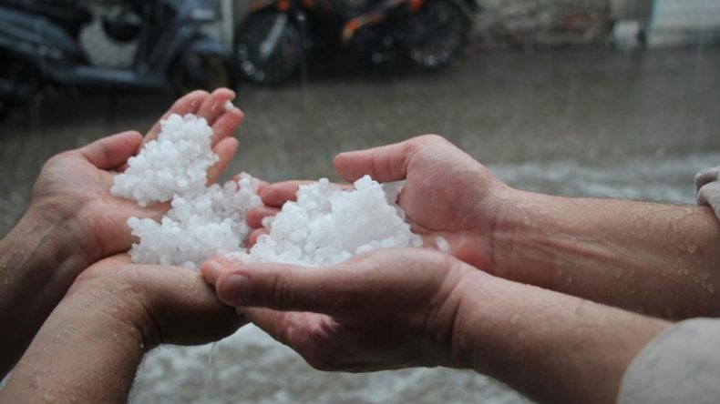 Manisa’da Şiddetli Yağışlar Başladı