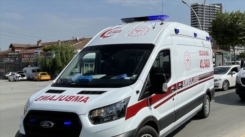 Mantar Toplama Sırasında Akrabasını Vurdu