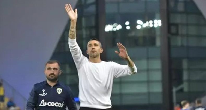 Mehmet Topal Galibiyetle Tamamladı