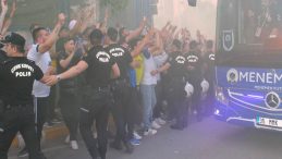 Menemen FK yine yıkıldı