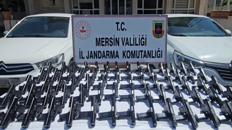 Mersin’de 70 Ruhsatsız Tabanca Ele Geçirildi