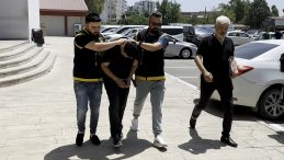 Mezarlıkta Hırsızlık Olayı: Suçüstü Yakalandı