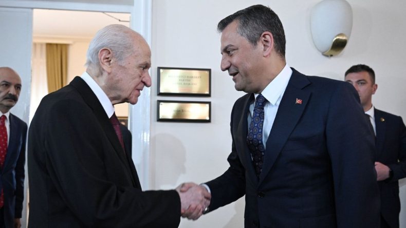 MHP’den Özel’e ‘180 derece’ yanıtı