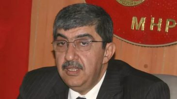 MHP’li eski milletvekili Mehmet Ekici hayatını kaybetti