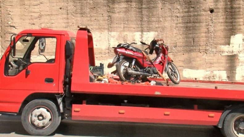 Motosiklet Kamyonun Altında Kaldı: 1 Kişi Hayatını Kaybetti