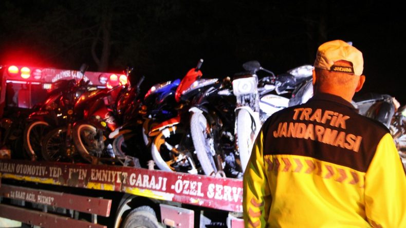 Motosiklet Yarışı Jandarma Tarafından Engellendi: 400 Bin TL Ceza Uygulandı