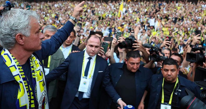 Mourinho’nun İstifası İsteniyor