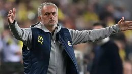 Mourinho’nun Sürpriz Kararı