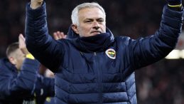 Mourinho’yu Öve Öve Göklere Çıkardı