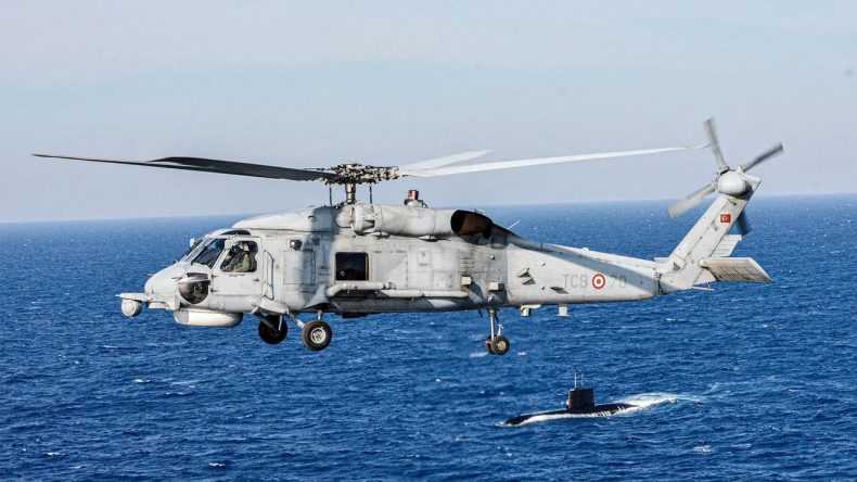 MSB: SH-70 Helikopteri Teknik Arıza Nedeniyle Antalya Açıklarında Denize İndi