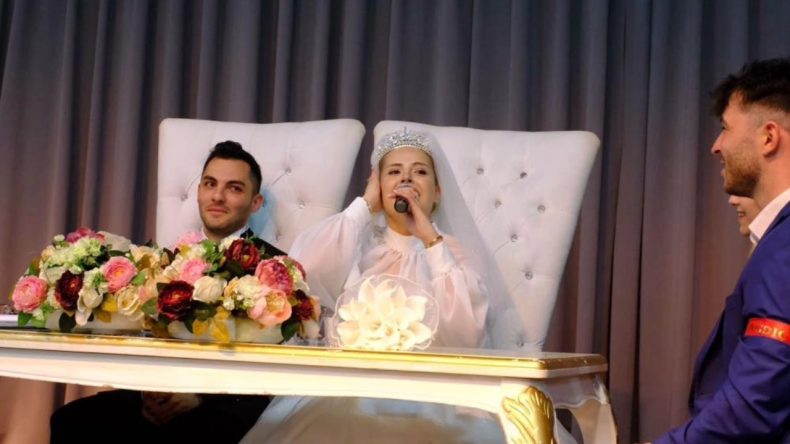 Nikah Memuru, Gelinin Cevabını “Baskı Var” Diyerek Geçersiz Kıldı