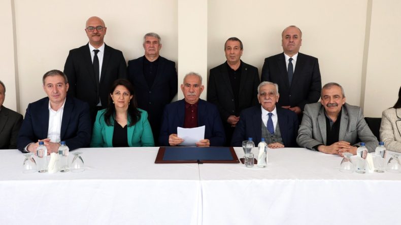 Öcalan’dan PKK’nın Feshine İlk Yorum: Mesajları Saygıyla Selamlıyorum