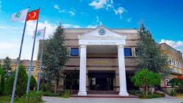 Öğrenciden Engelli Tuvaleti İçin Bağış İstendi: Kocaeli Üniversitesi 12 Milyonluk Araç Kiralama Gerçekleştirdi