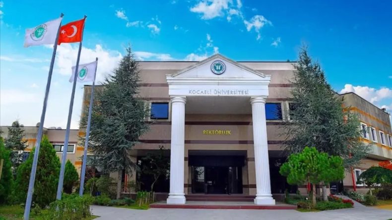 Öğrenciden Engelli Tuvaleti İçin Bağış İstendi: Kocaeli Üniversitesi 12 Milyonluk Araç Kiralama Gerçekleştirdi